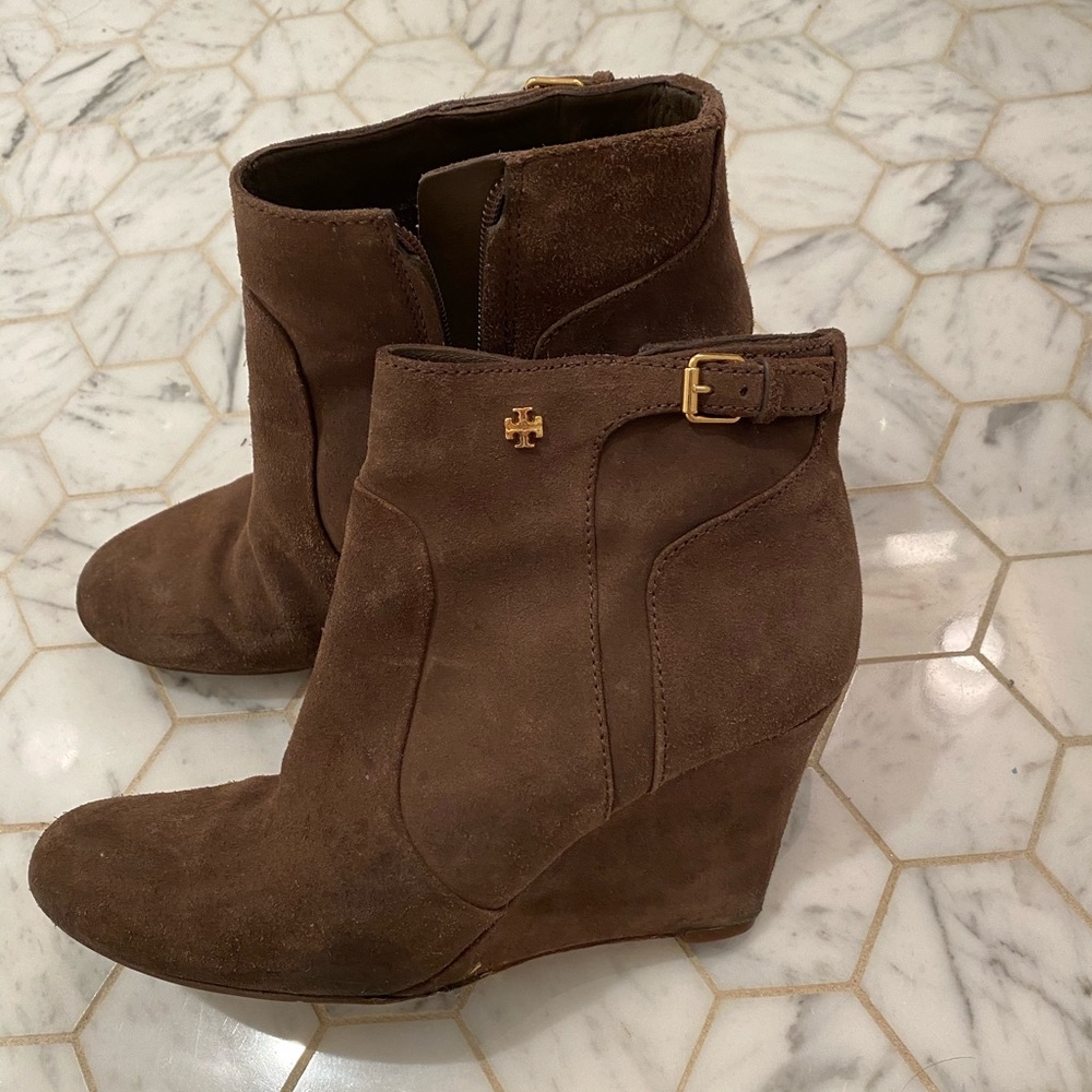 Tory Burch Wedge Suede Booties Size 9